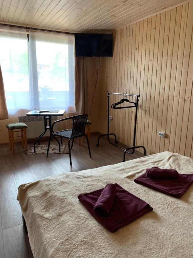 Hotel Vv à Vorokhta Extérieur photo