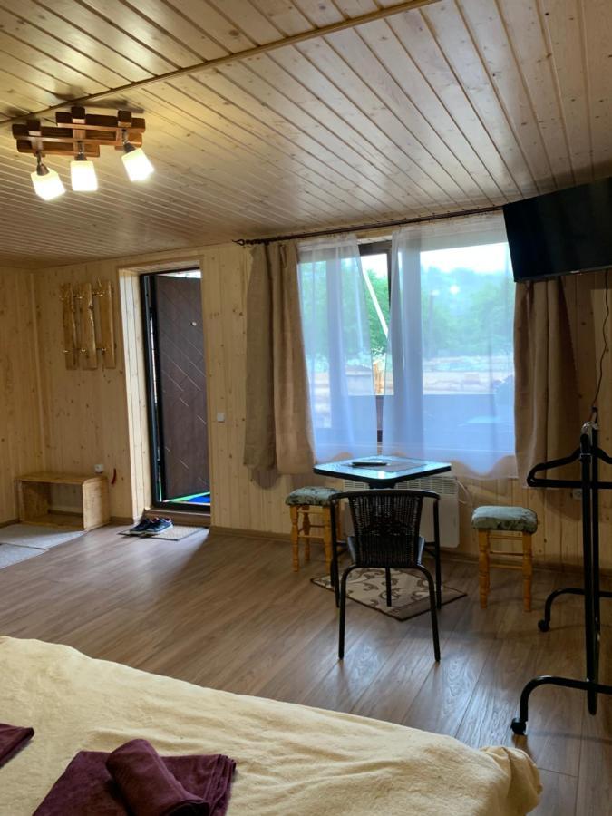 Hotel Vv à Vorokhta Extérieur photo